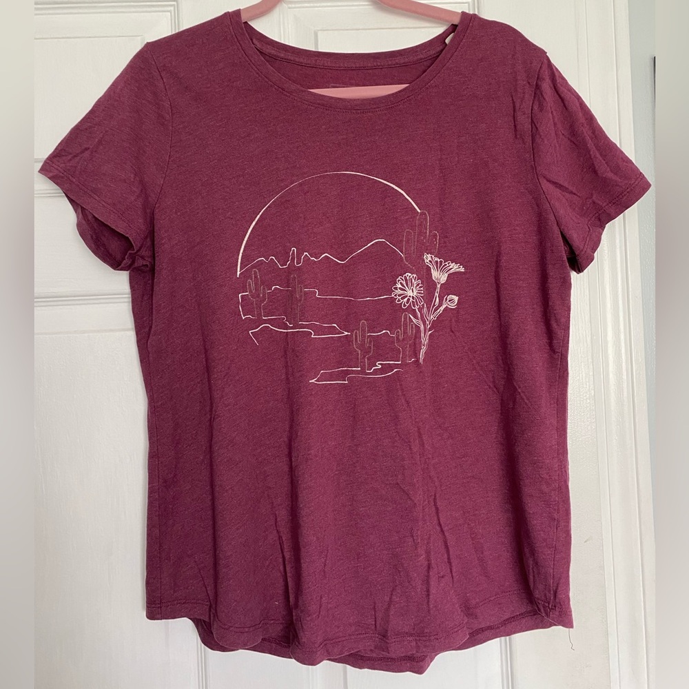 Women’s Graphic T-Shirt